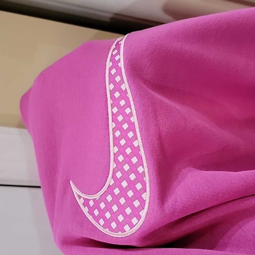 NWT Women's Nike crew neck sweatshirt - Picture 5 of 5